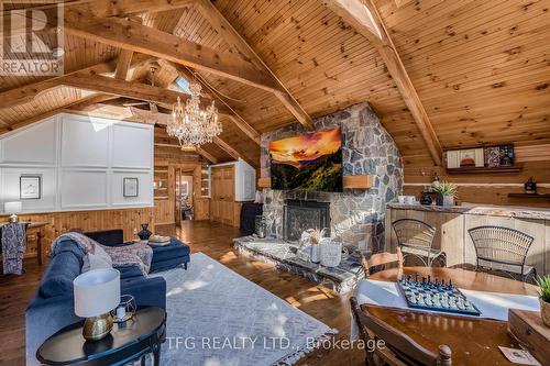 2510 Nash Road, Clarington, ON - Indoor Photo Showing Living Room With Fireplace