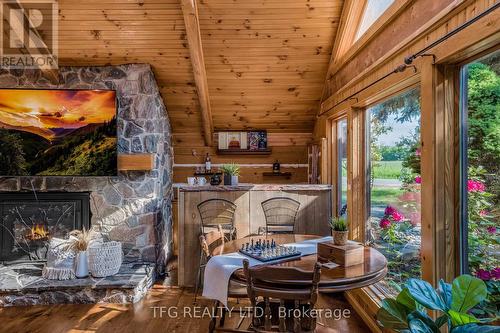 2510 Nash Road, Clarington, ON - Indoor Photo Showing Dining Room With Fireplace