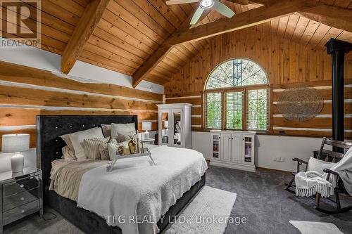 2510 Nash Road, Clarington, ON - Indoor Photo Showing Bedroom