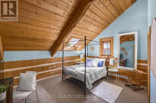 2510 Nash Road, Clarington, ON - Indoor Photo Showing Bedroom