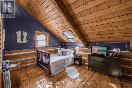 2510 Nash Road, Clarington, ON - Indoor Photo Showing Bedroom