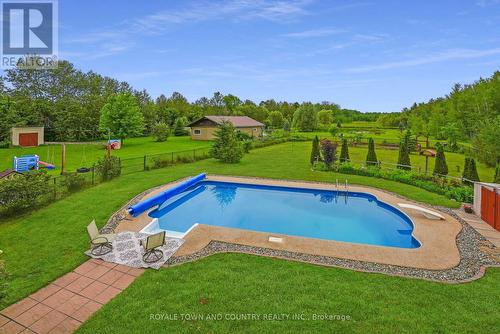 6320 Frog Street S, Georgina (Baldwin), ON - Outdoor With In Ground Pool With Backyard