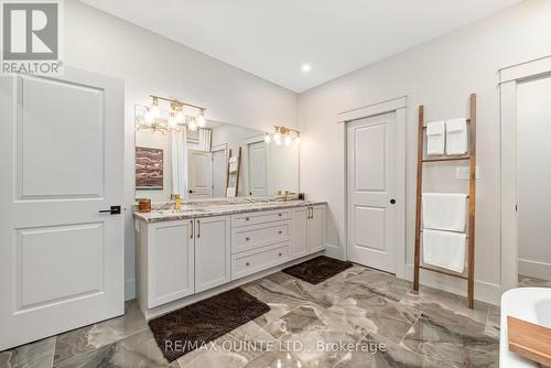 27 French Street, Prince Edward County, ON - Indoor Photo Showing Bathroom