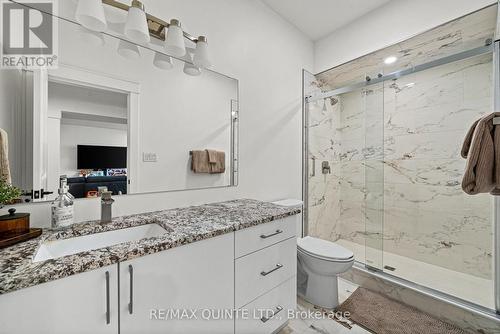27 French Street, Prince Edward County, ON - Indoor Photo Showing Bathroom