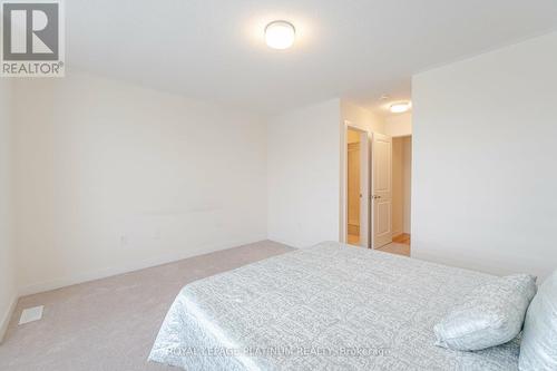 2594 Castlegate Crossing, Pickering (Duffin Heights), ON - Indoor Photo Showing Bedroom