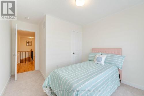 2594 Castlegate Crossing, Pickering (Duffin Heights), ON - Indoor Photo Showing Bedroom