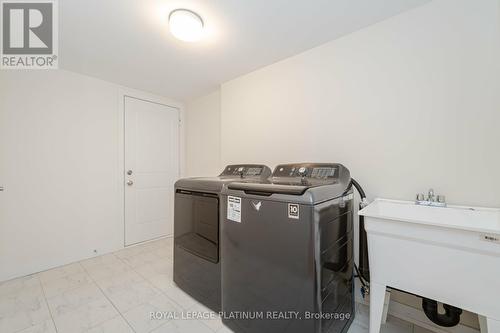 2594 Castlegate Crossing, Pickering (Duffin Heights), ON - Indoor Photo Showing Laundry Room