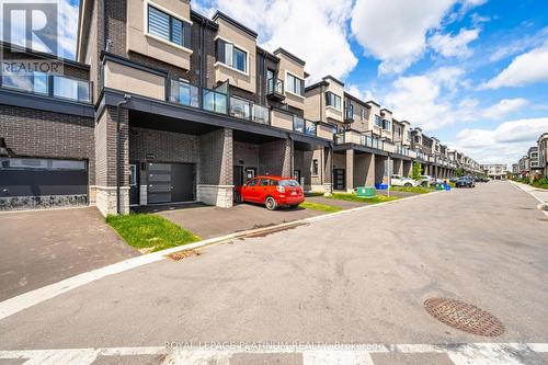 2594 Castlegate Crossing, Pickering, ON - Outdoor With Facade