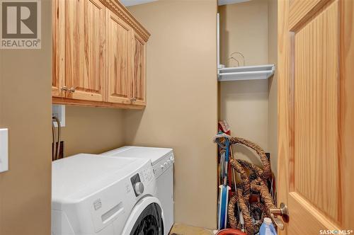 758 Tatanka Drive, Buffalo Pound Lake, SK - Indoor Photo Showing Laundry Room