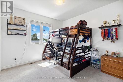 22 Stonefield Gate, Middlesex Centre, ON - Indoor Photo Showing Bedroom