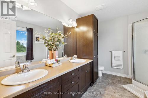 22 Stonefield Gate, Middlesex Centre, ON - Indoor Photo Showing Bathroom