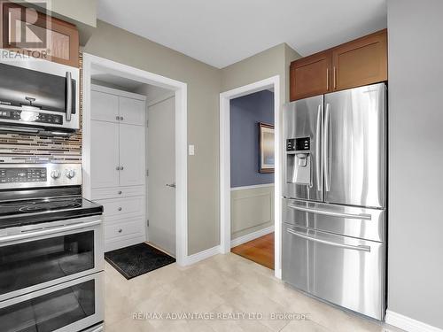 43 Dunsmoor Road, London, ON - Indoor Photo Showing Kitchen