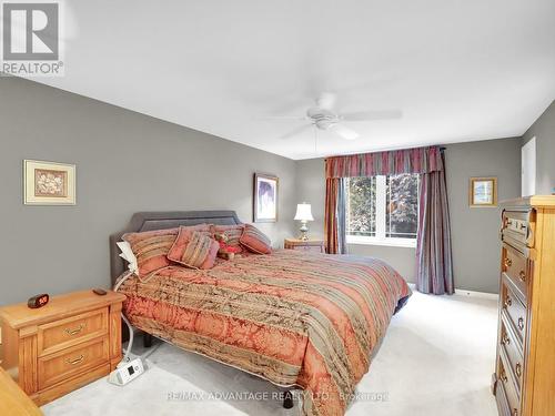 43 Dunsmoor Road, London, ON - Indoor Photo Showing Bedroom