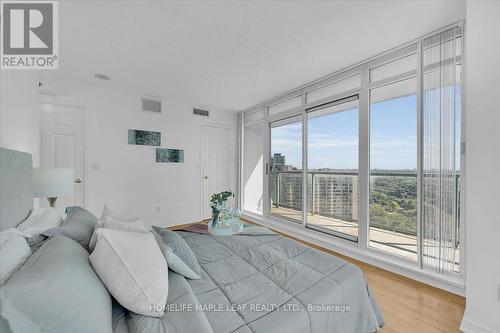 2208 - 5500 Yonge Street, Toronto, ON - Indoor Photo Showing Bedroom