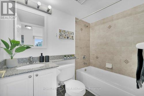 2208 - 5500 Yonge Street, Toronto, ON - Indoor Photo Showing Bathroom