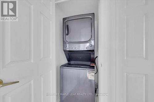 2208 - 5500 Yonge Street, Toronto, ON - Indoor Photo Showing Laundry Room
