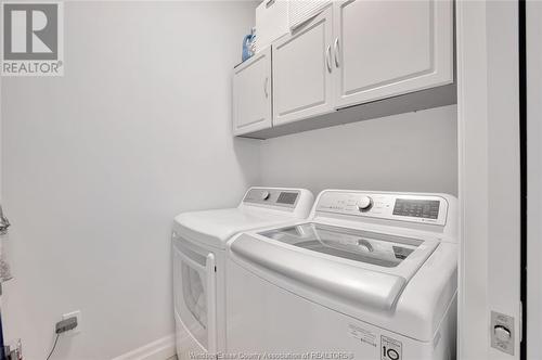 1942 Ethan Court, Windsor, ON - Indoor Photo Showing Laundry Room