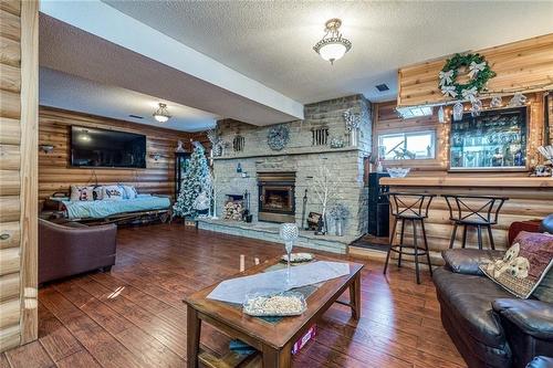 1 Halam Avenue, Hamilton, ON - Indoor Photo Showing Living Room With Fireplace