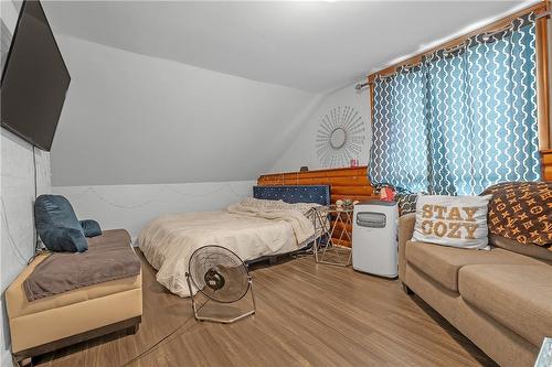 76 Irene Avenue, Stoney Creek, ON - Indoor Photo Showing Bedroom