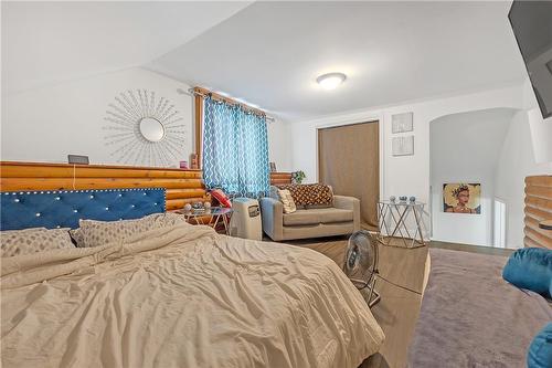 76 Irene Avenue, Stoney Creek, ON - Indoor Photo Showing Bedroom