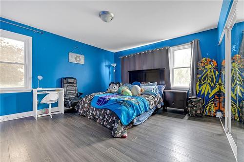 76 Irene Avenue, Stoney Creek, ON - Indoor Photo Showing Bedroom