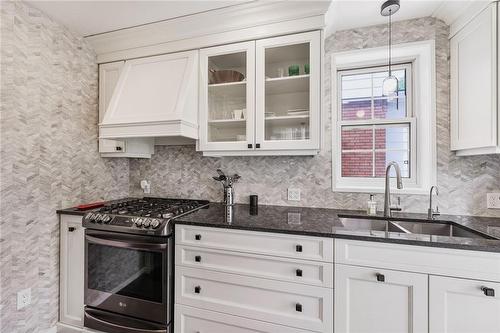 100 Kensington Avenue S, Hamilton, ON - Indoor Photo Showing Kitchen With Double Sink