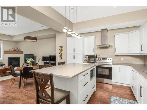 2893 Robinson Road Unit# 7, Lake Country, BC - Indoor Photo Showing Kitchen