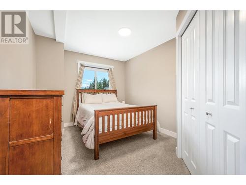 2893 Robinson Road Unit# 7, Lake Country, BC - Indoor Photo Showing Bedroom