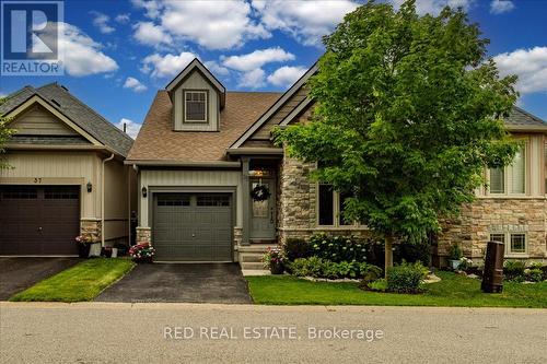 35 Canterbury Circle, Orillia, ON - Outdoor With Facade