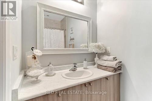 35 Canterbury Circle, Orillia, ON - Indoor Photo Showing Bathroom