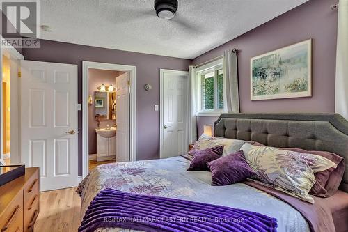 32 Liberty Lane, Kawartha Lakes, ON - Indoor Photo Showing Bedroom