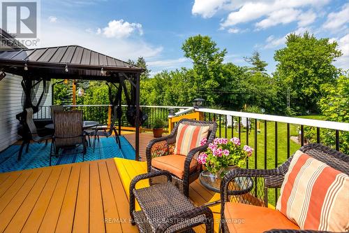 32 Liberty Lane, Kawartha Lakes, ON - Outdoor With Deck Patio Veranda