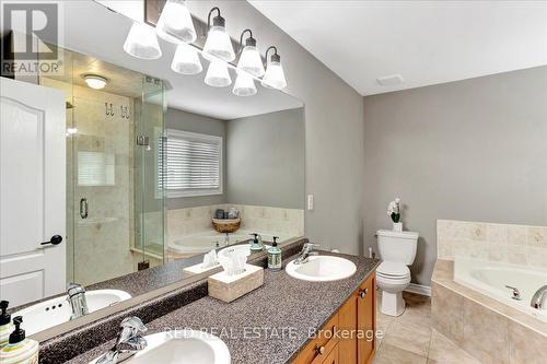 166 Succession Crescent, Barrie, ON - Indoor Photo Showing Bathroom