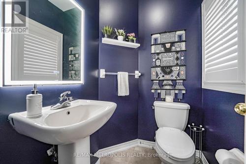 12 Tustin Road, Brampton, ON - Indoor Photo Showing Bathroom