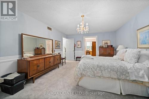 233 County Rd 28 Road, Prince Edward County, ON - Indoor Photo Showing Bedroom