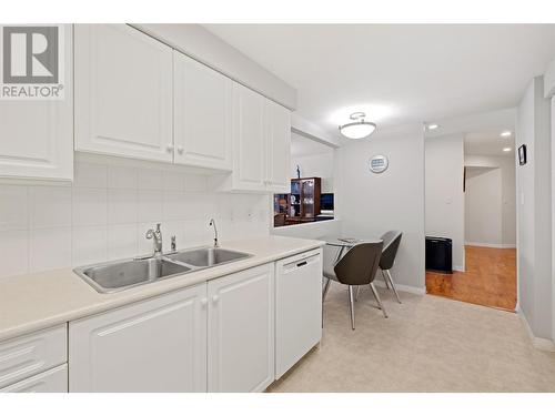 1965 Durnin Road Unit# 217, Kelowna, BC - Indoor Photo Showing Kitchen With Double Sink