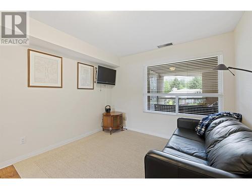 1965 Durnin Road Unit# 217, Kelowna, BC - Indoor Photo Showing Other Room