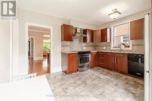 543 Gilmour Street, Peterborough, ON - Indoor Photo Showing Kitchen