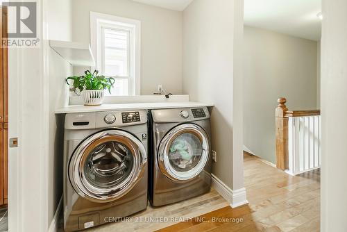 543 Gilmour Street, Peterborough, ON - Indoor Photo Showing Laundry Room