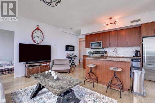 4407 - 55 Brenmer Boulevard, Toronto, ON - Indoor Photo Showing Kitchen