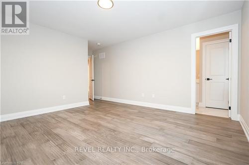 11 Elvira Way, Thorold, ON - Indoor Photo Showing Other Room