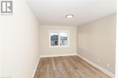 11 Elvira Way, Thorold, ON - Indoor Photo Showing Other Room