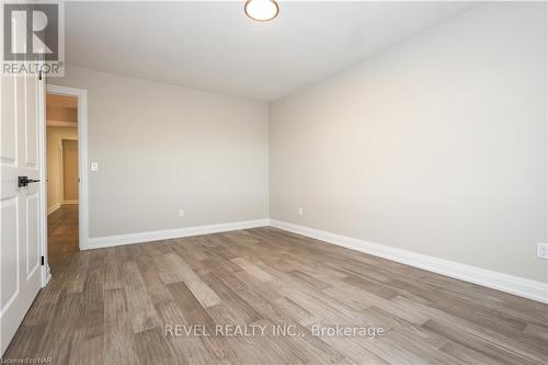 11 Elvira Way, Thorold, ON - Indoor Photo Showing Other Room