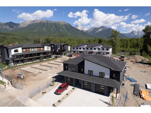 103 - 800 Riverside Way, Fernie, BC - Outdoor With View