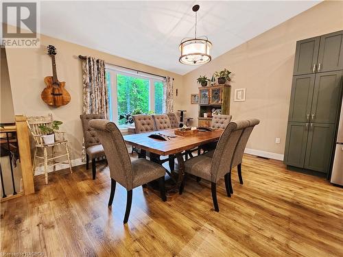 44 Hemlock Road, South Bruce Peninsula, ON - Indoor Photo Showing Dining Room