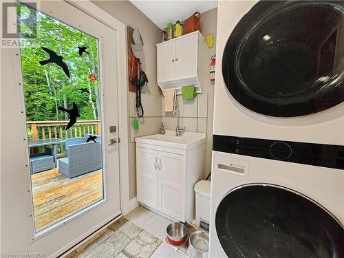 44 Hemlock Road, South Bruce Peninsula, ON - Indoor Photo Showing Laundry Room