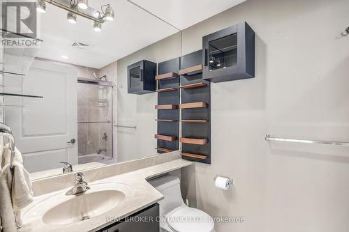 4607 - 60 Absolute Avenue, Mississauga, ON - Indoor Photo Showing Bathroom