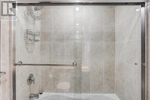 4607 - 60 Absolute Avenue, Mississauga, ON - Indoor Photo Showing Bathroom