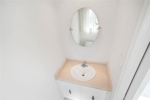Virtually Staged - 2155 Duncaster Drive|Unit #34, Burlington, ON - Indoor Photo Showing Bathroom