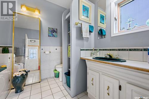 124 Donovel Crescent, Regina Beach, SK - Indoor Photo Showing Bathroom